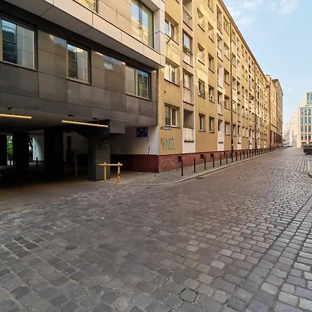 Center By Renters Lägenhet